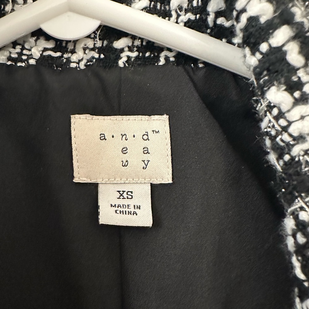 A New Day crop plaid tweed jacket in size XS, like new - Picture 2 of 5